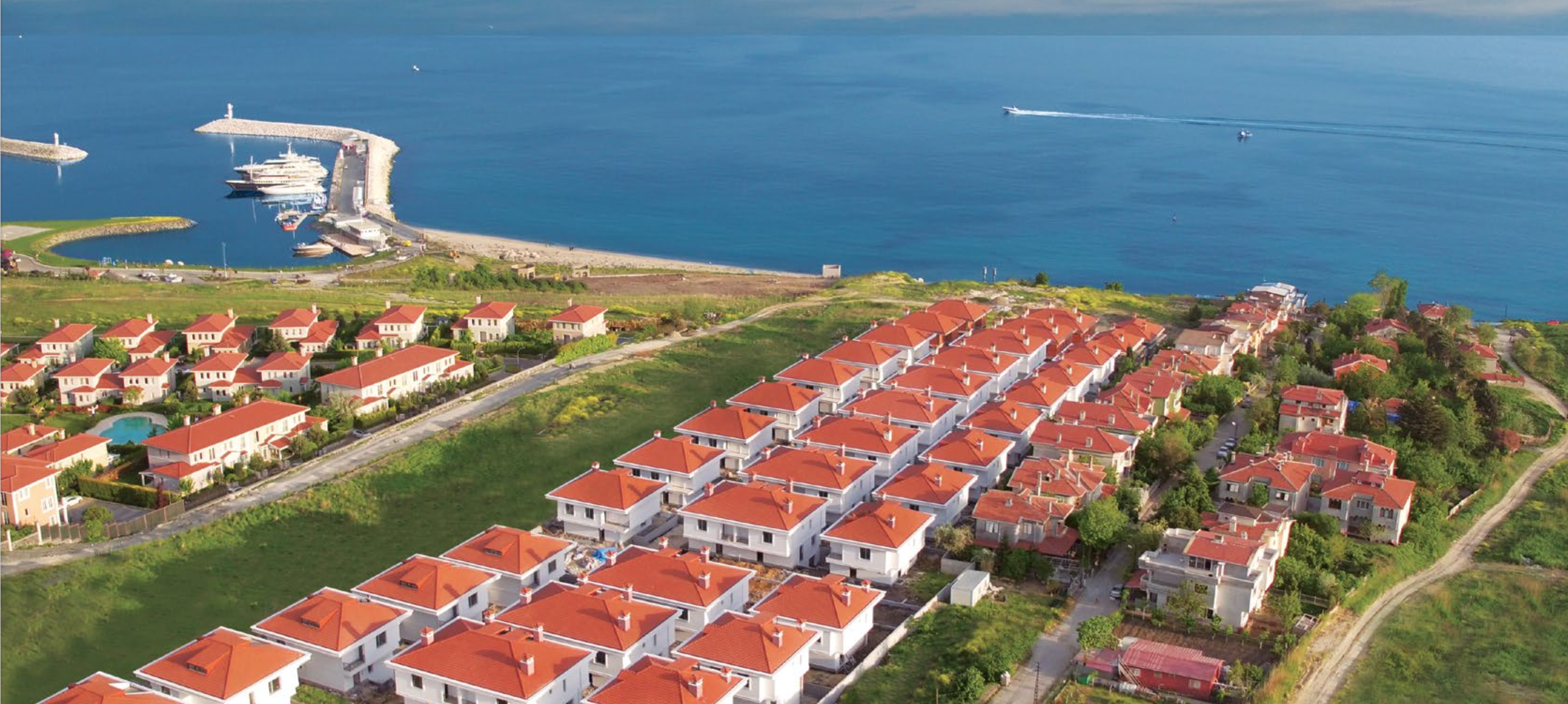 Luxurious Villas in West Marina Beylikd
